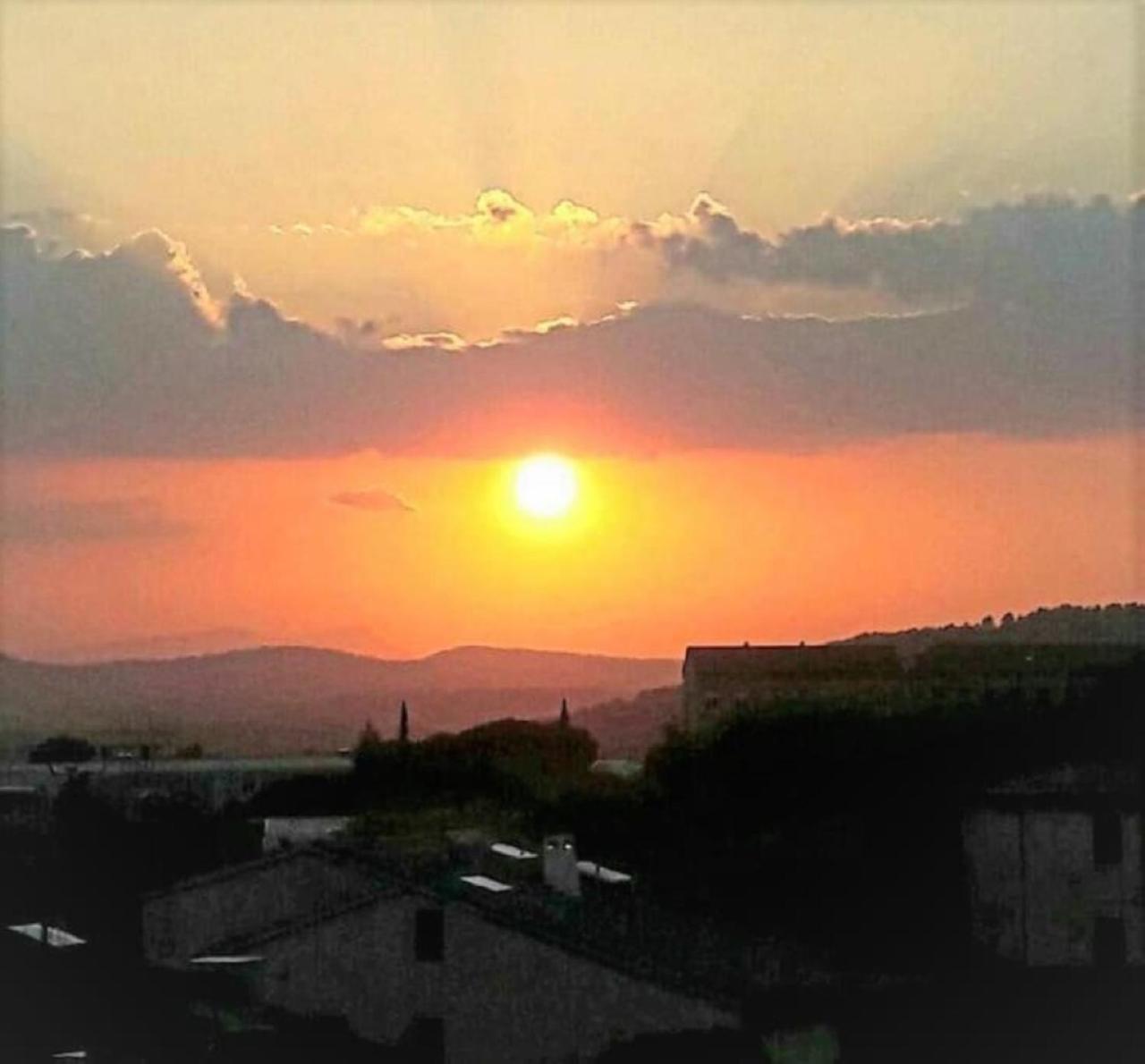De Charme Avec Terrasse Tropézienne / Rooftop